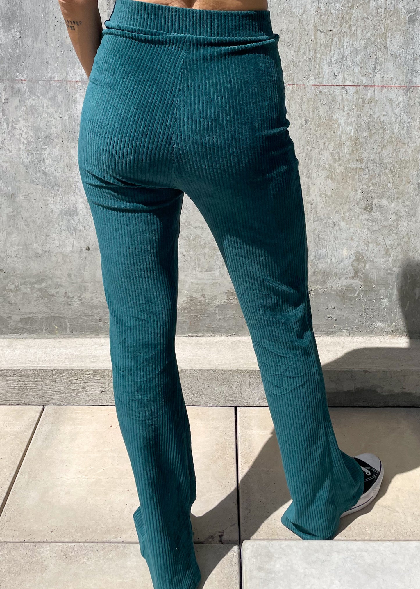 Pantalón Zara