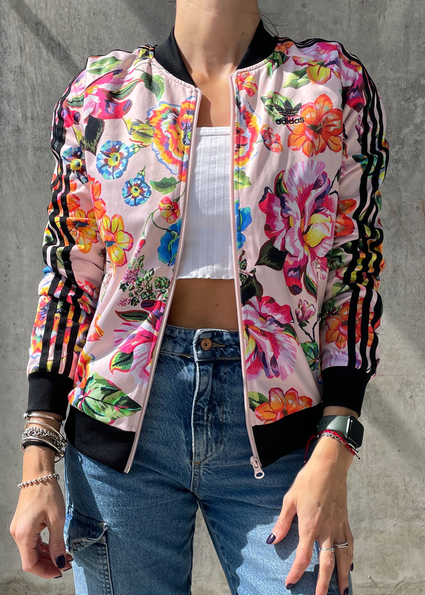 Chaqueta Adidas Rosas Con Flores CAMPERA ORIGINALS SST